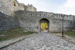 Berat e le sue antiche case ottomane bianche