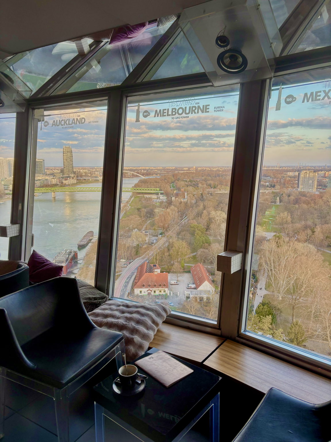Vista di Bratislava dalla UFO Tower