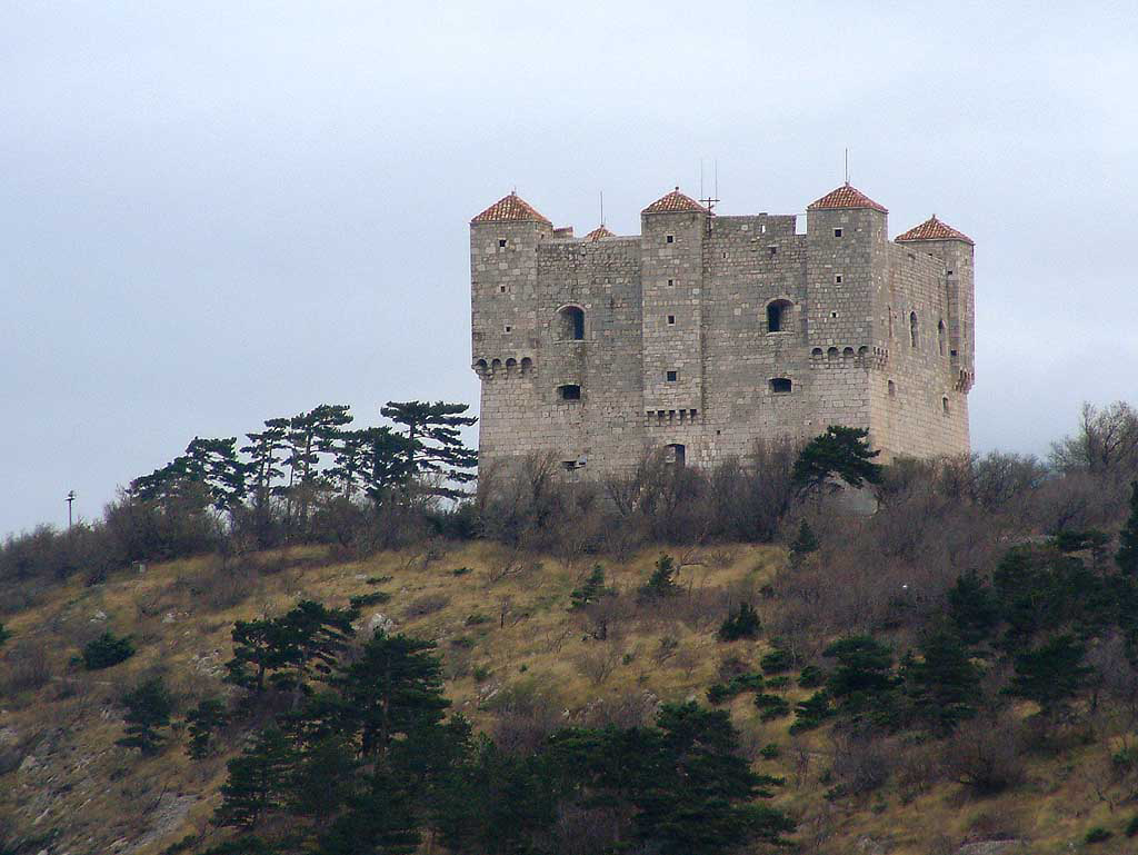 Senj e Fortezza di Nehaj