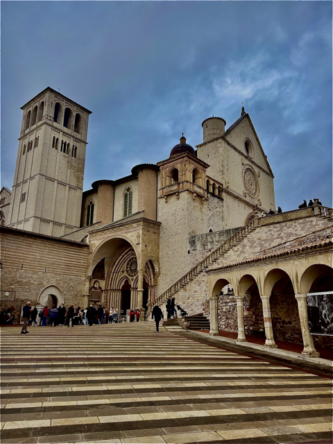 Assisi durante il road trip in Umbria